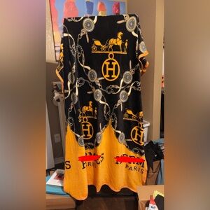 Black and Gold Blanket